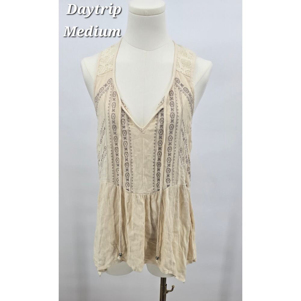 Daytrip Boho Lace Tank Medium Cream Embroidered Peasant Festival‎ Western Flowy